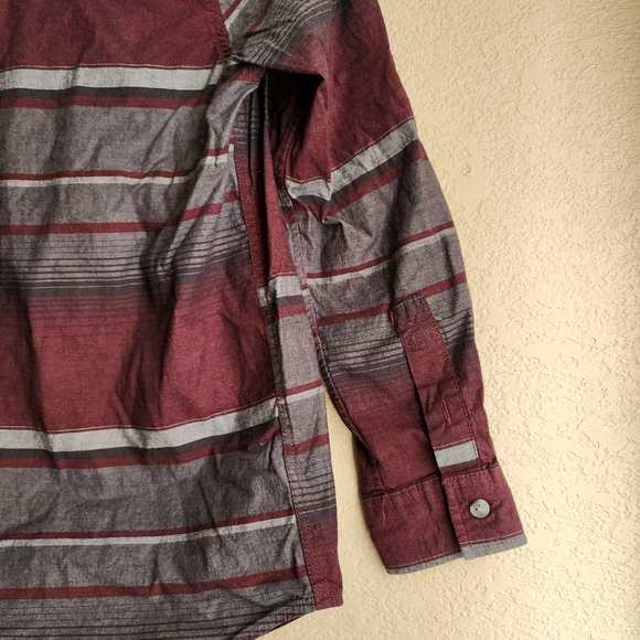 Arizona Jean maroon and grey striped long sleeve button up shirt Size M 10/12 - Picture 9 of 10